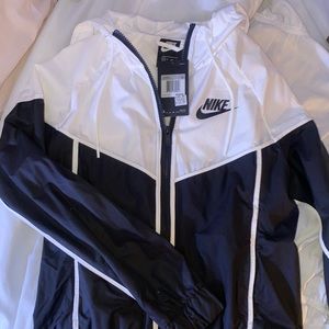 Brand new Nike windbreaker